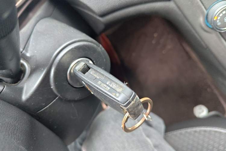 Used Chevrolet Malibu 2013 1.6T Automatic Comfort Edition Vehicle Key