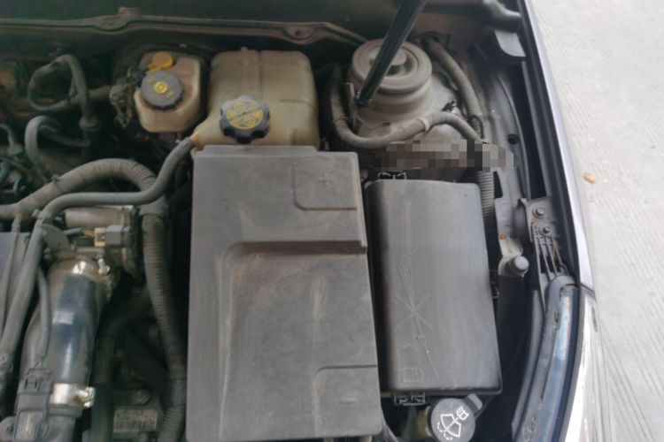 Used Chevrolet Malibu 2013 1.6T Automatic Comfort Edition Engine Bay Left