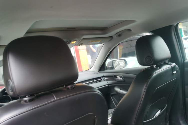Used Chevrolet Malibu 2013 1.6T Automatic Comfort Edition Headliner