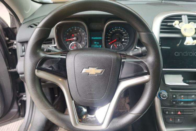 Used Chevrolet Malibu 2013 1.6T Automatic Comfort Edition Steering Wheel