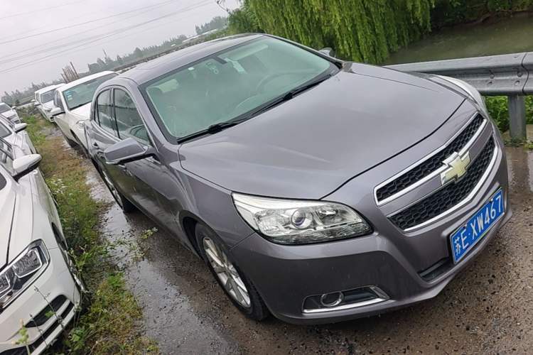 Used Chevrolet Malibu 2013 2.0L Automatic Luxury Edition Front Right 45 Deg