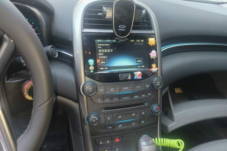 Used Chevrolet Malibu 2013 2.0L Automatic Luxury Edition Audio And AC Panel