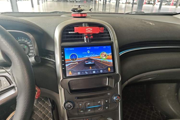 Used Chevrolet Malibu 2013 2.0L Automatic Luxury Edition Audio And AC Panel