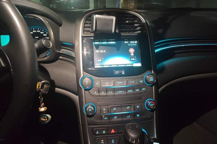 Used Chevrolet Malibu 2013 2.4L Automatic Luxury Edition Audio And AC Panel