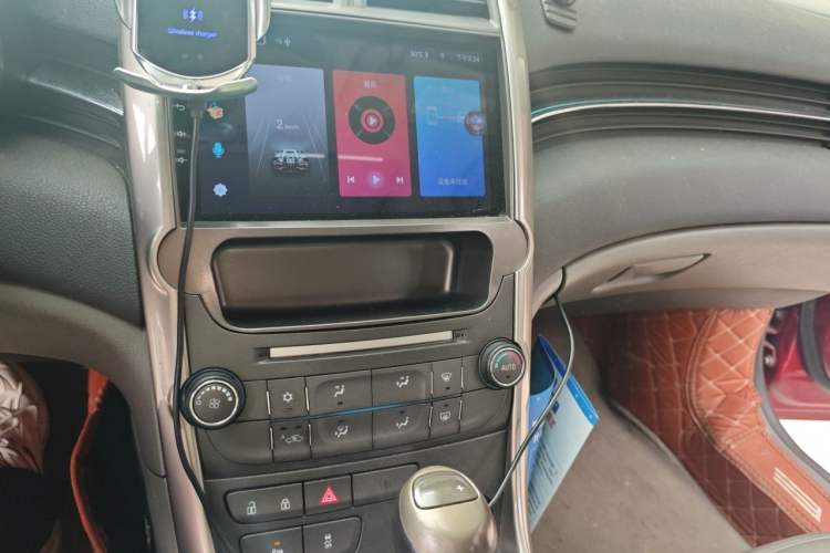 Used Chevrolet Malibu 2013 2.4L Automatic Luxury Edition Audio And AC Panel