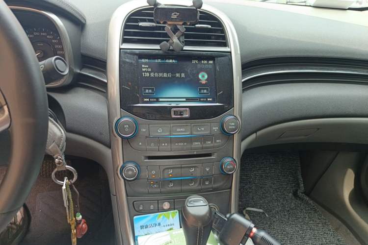 Used Chevrolet Malibu 2013 2.4L Automatic Luxury Edition Audio And AC Panel