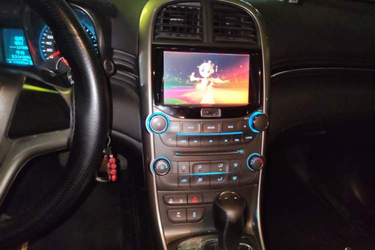 Used Chevrolet Malibu 2013 1.6T Automatic Comfort Edition Audio And AC Panel