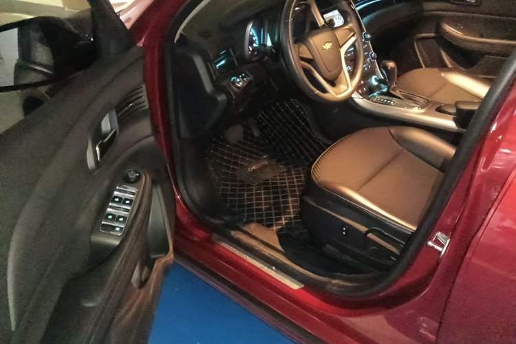 Used Chevrolet Malibu 2013 1.6T Automatic Comfort Edition Driver Seat