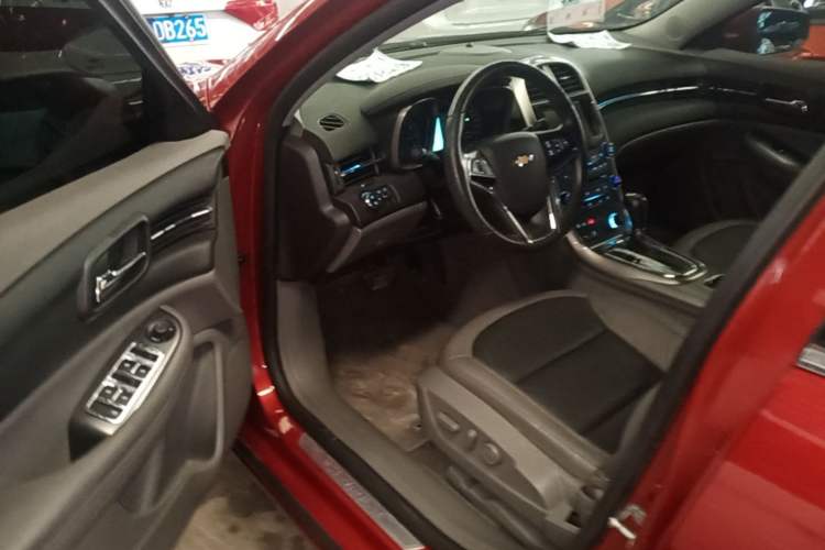 Used Chevrolet Malibu 2013 2.0L Automatic Luxury Edition Driver Seat