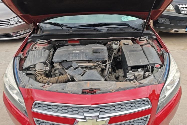Used Chevrolet Malibu 2013 2.0L Automatic Comfort Edition Engine Bay