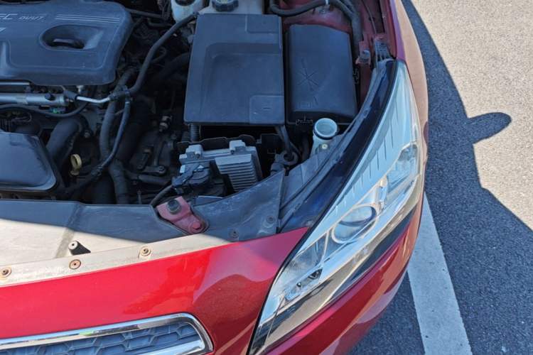 Used Chevrolet Malibu 2013 2.0L Automatic Comfort Edition Engine Bay Left