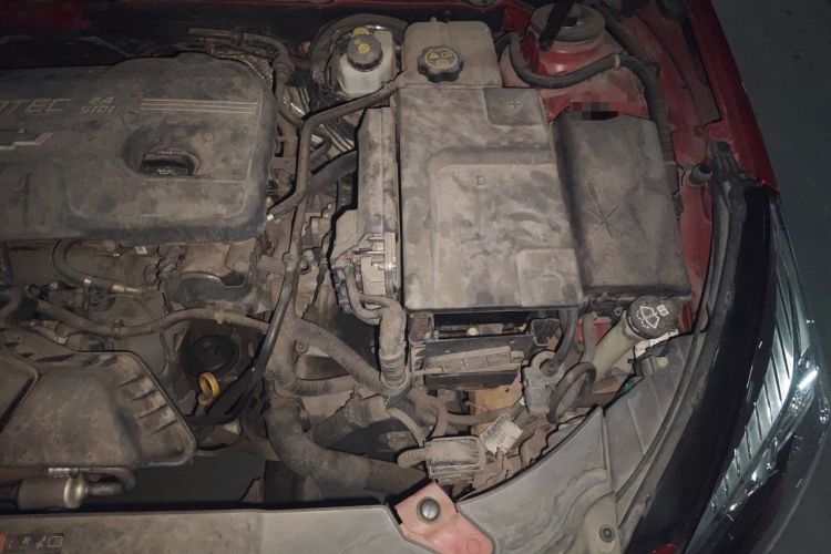 Used Chevrolet Malibu 2013 2.4L Automatic Luxury Edition Engine Bay Left