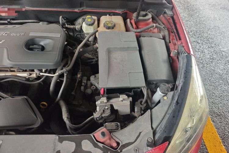 Used Chevrolet Malibu 2013 2.0L Automatic Luxury Edition Engine Bay Left