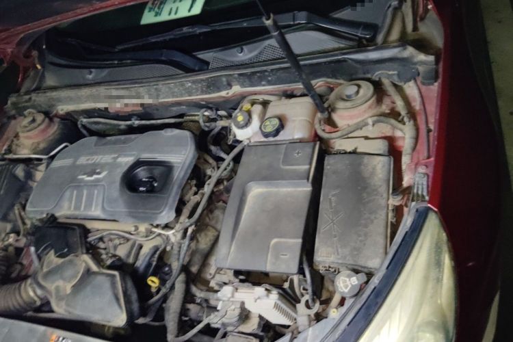 Used Chevrolet Malibu 2013 2.0L Automatic Luxury Edition Engine Bay Left