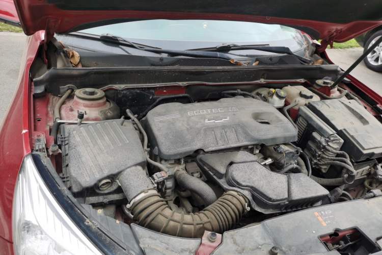 Used Chevrolet Malibu 2013 2.4L Automatic Luxury Edition Engine Bay Right