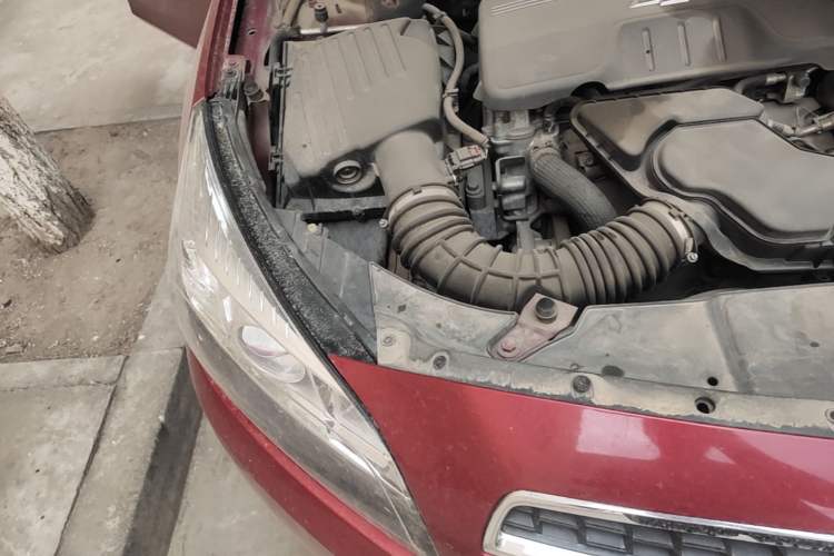 Used Chevrolet Malibu 2013 2.4L Automatic Luxury Edition Engine Bay Right