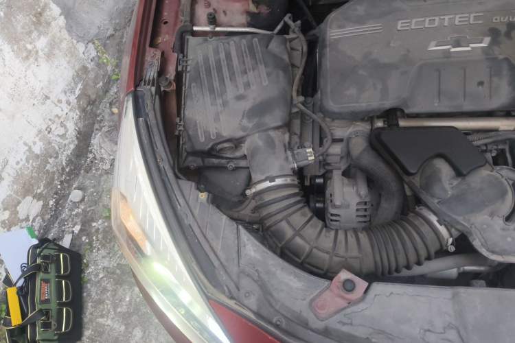 Used Chevrolet Malibu 2013 2.0L Automatic Luxury Edition Engine Bay Right
