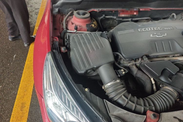 Used Chevrolet Malibu 2013 2.0L Automatic Luxury Edition Engine Bay Right