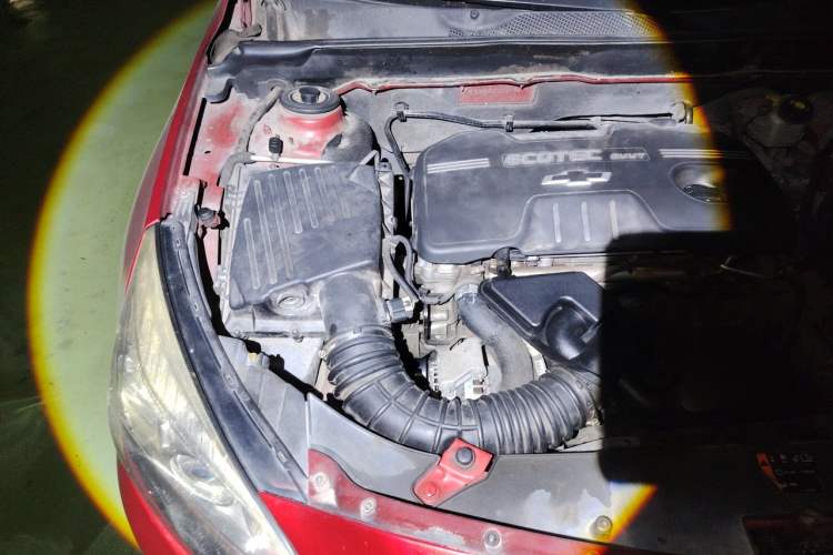 Used Chevrolet Malibu 2013 2.0L Automatic Luxury Edition Engine Bay Right