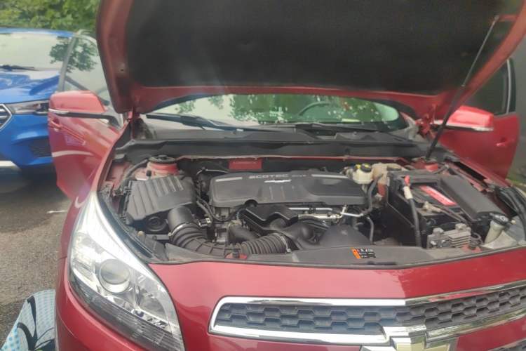 Used Chevrolet Malibu 2013 2.0L Automatic Luxury Edition Engine Bay Right