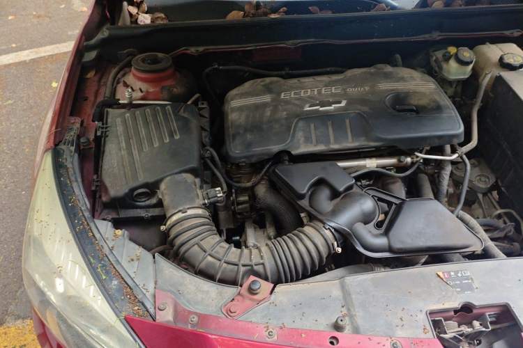 Used Chevrolet Malibu 2013 2.0L Automatic Luxury Edition Engine Bay Right
