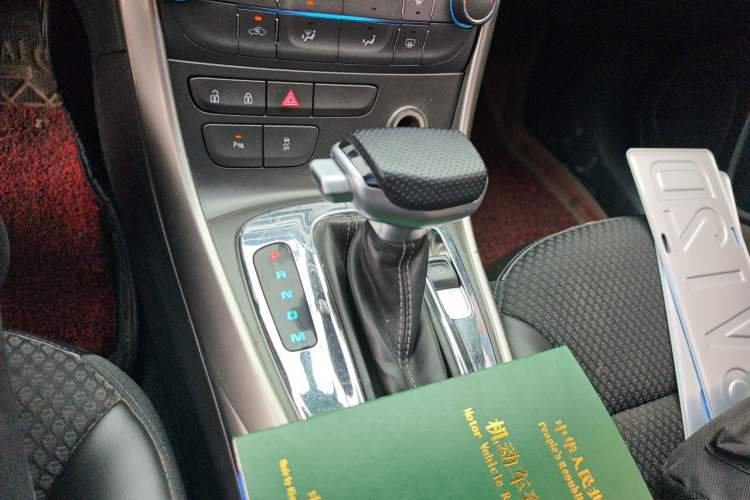 Used Chevrolet Malibu 2013 1.6T Automatic Comfort Edition Gear Lever
