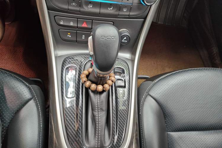 Used Chevrolet Malibu 2013 1.6T Automatic Luxury Edition Gear Lever