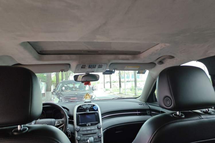 Used Chevrolet Malibu 2013 1.6T Automatic Luxury Edition Headliner