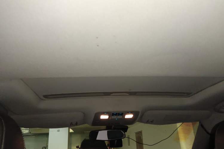 Used Chevrolet Malibu 2013 1.6T Automatic Comfort Edition Headliner