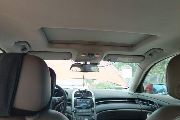 Used Chevrolet Malibu 2013 2.4L Automatic Luxury Edition Headliner