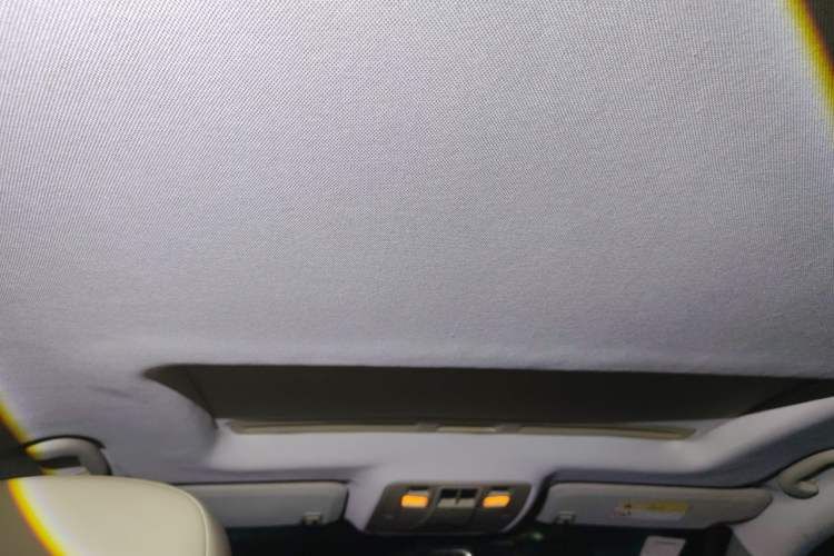 Used Chevrolet Malibu 2013 2.0L Automatic Luxury Edition Headliner