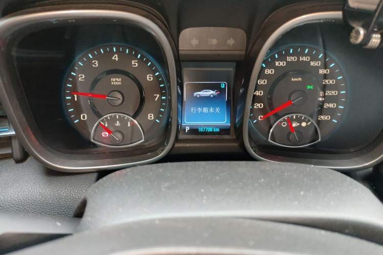 Used Chevrolet Malibu 2013 1.6T Automatic Luxury Edition Instrument Cluster