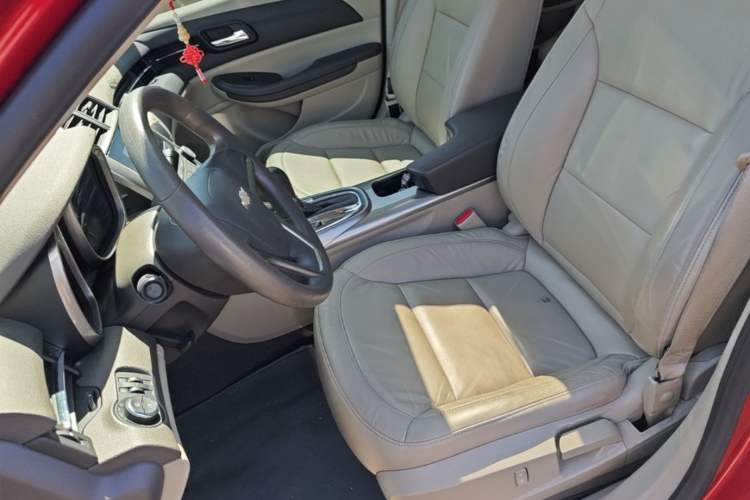 Used Chevrolet Malibu 2013 2.0L Automatic Comfort Edition Left Front Seat