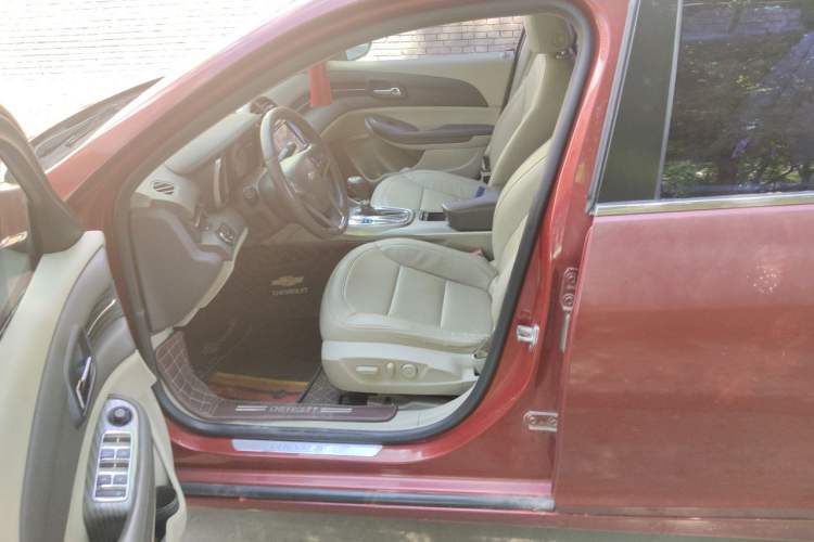 Used Chevrolet Malibu 2013 2.0L Automatic Luxury Edition Left Front Seat