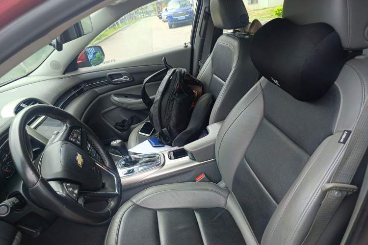 Used Chevrolet Malibu 2013 2.4L Automatic Luxury Edition Left Front Seat