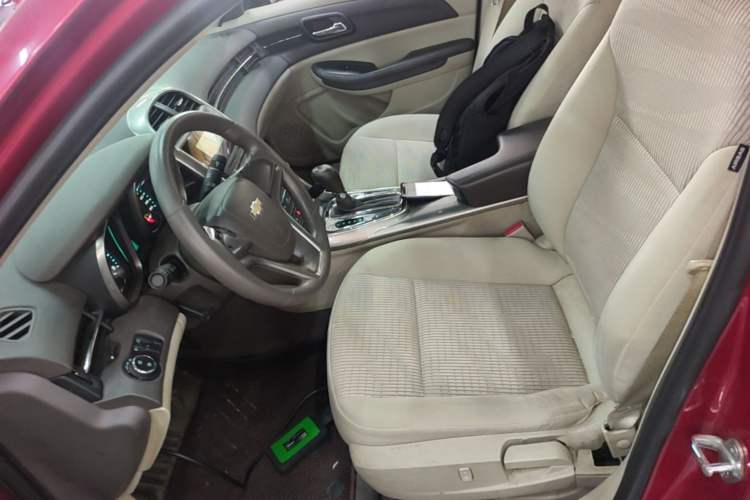 Used Chevrolet Malibu 2013 2.0L Automatic Comfort Edition Left Front Seat