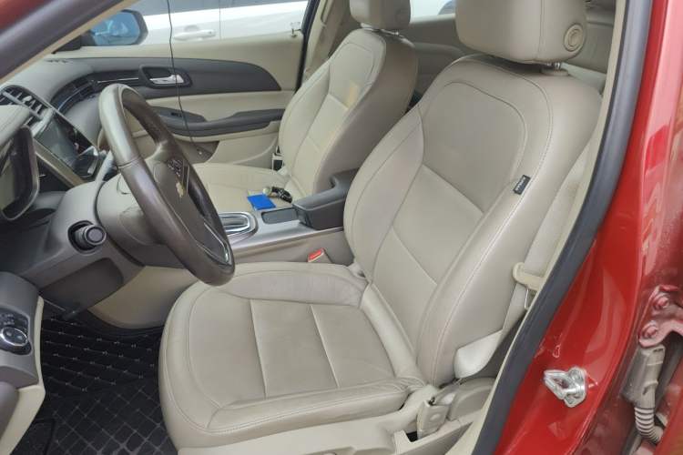 Used Chevrolet Malibu 2013 2.4L Automatic Luxury Edition Left Front Seat