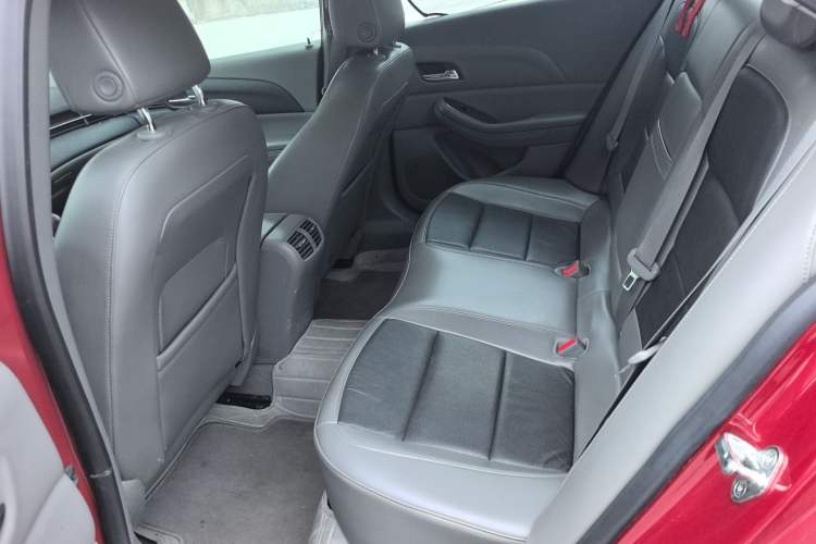 Used Chevrolet Malibu 2013 2.0L Automatic Luxury Edition Left Rear Seat