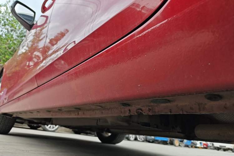 Used Chevrolet Malibu 2013 2.0L Automatic Comfort Edition Left Side Sill