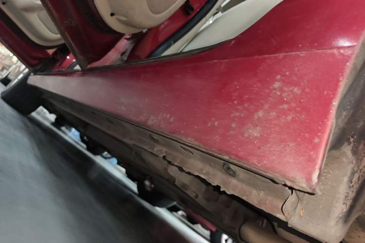 Used Chevrolet Malibu 2013 2.0L Automatic Comfort Edition Left Side Sill