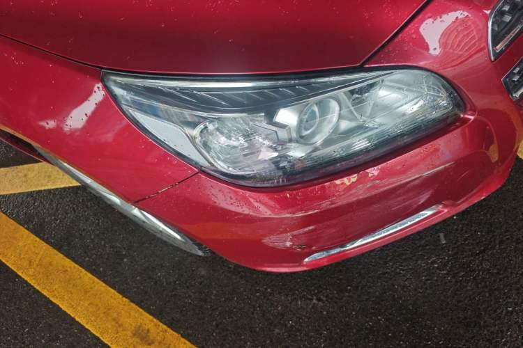 Used Chevrolet Malibu 2013 2.0L Automatic Luxury Edition Right Front Headlight