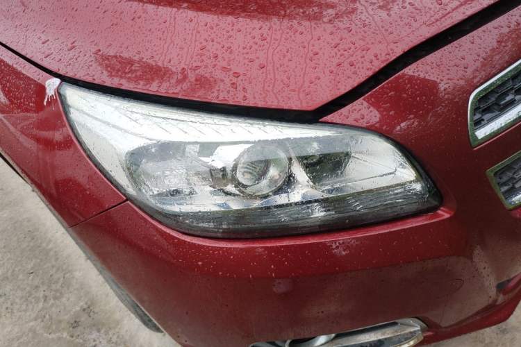 Used Chevrolet Malibu 2013 1.6T Automatic Luxury Edition Right Front Headlight