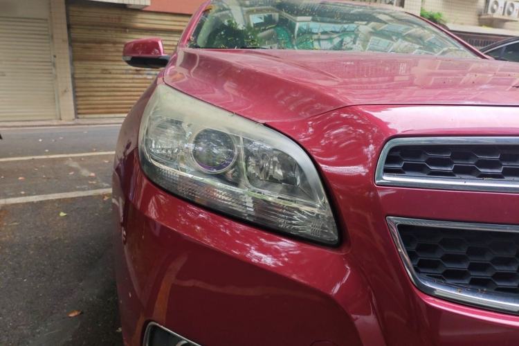 Used Chevrolet Malibu 2013 2.0L Automatic Luxury Edition Right Front Headlight