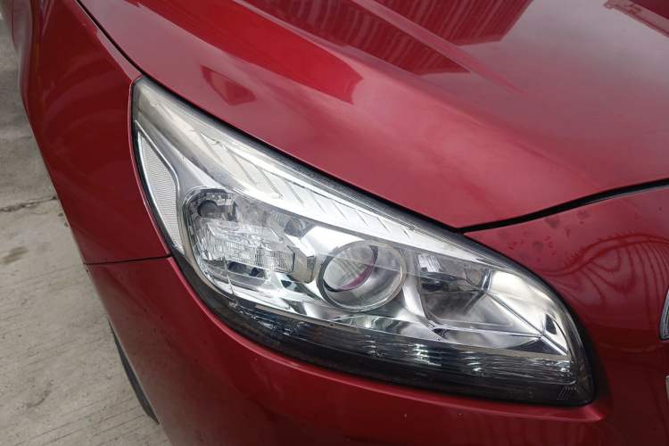 Used Chevrolet Malibu 2013 2.4L Automatic Luxury Edition Right Front Headlight