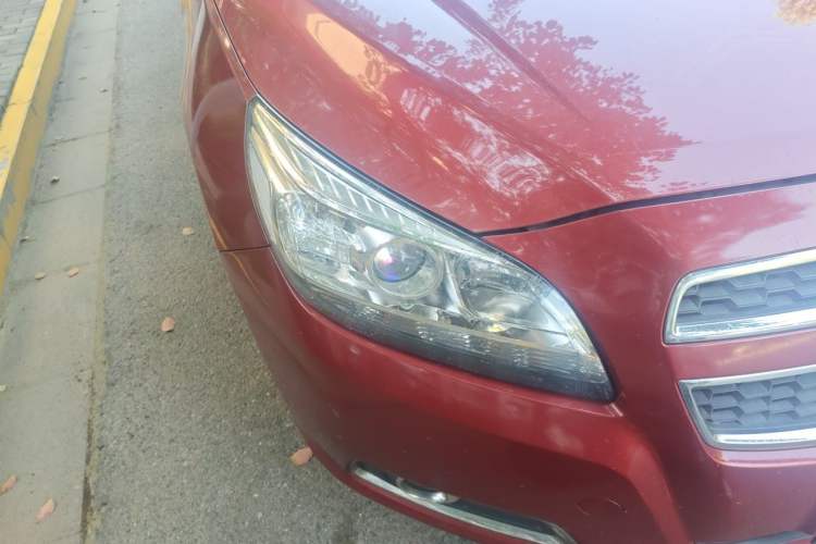 Used Chevrolet Malibu 2013 2.0L Automatic Luxury Edition Right Front Headlight