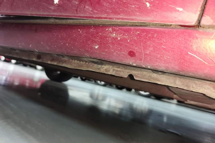 Used Chevrolet Malibu 2013 2.0L Automatic Comfort Edition Right Side Sill
