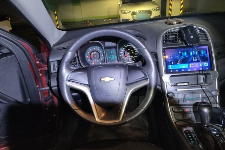 Used Chevrolet Malibu 2013 1.6T Automatic Comfort Edition Steering Wheel