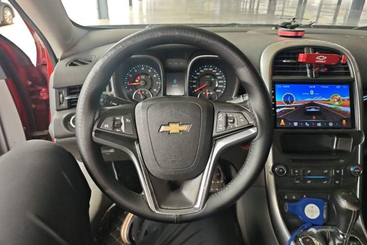 Used Chevrolet Malibu 2013 2.0L Automatic Luxury Edition Steering Wheel