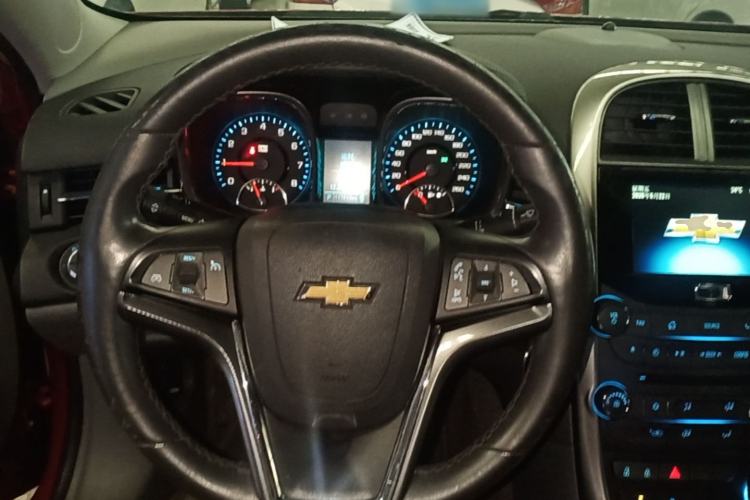 Used Chevrolet Malibu 2013 2.0L Automatic Luxury Edition Steering Wheel