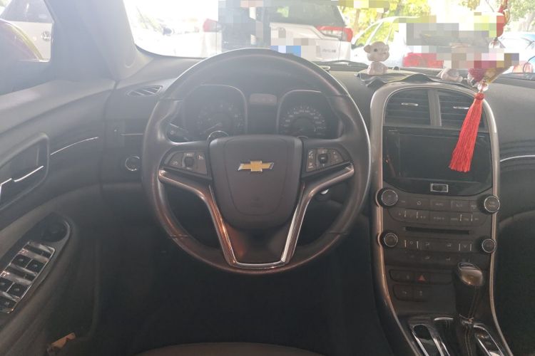 Used Chevrolet Malibu 2013 2.0L Automatic Comfort Edition Steering Wheel